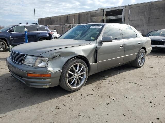 Lexus LS
