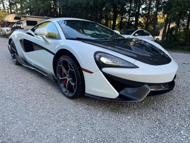 McLaren 570S