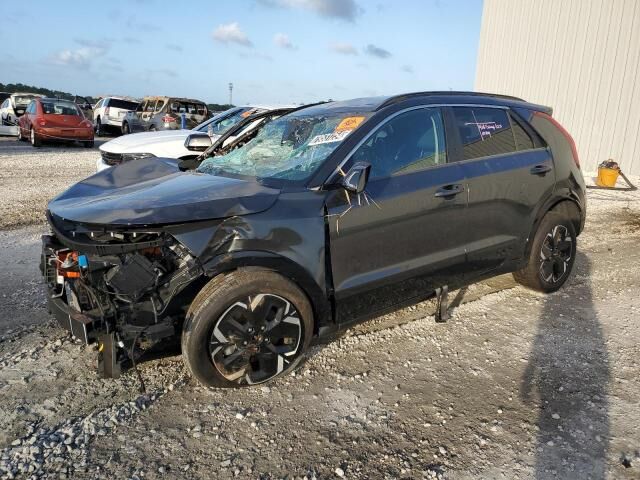 2024 KIA Niro