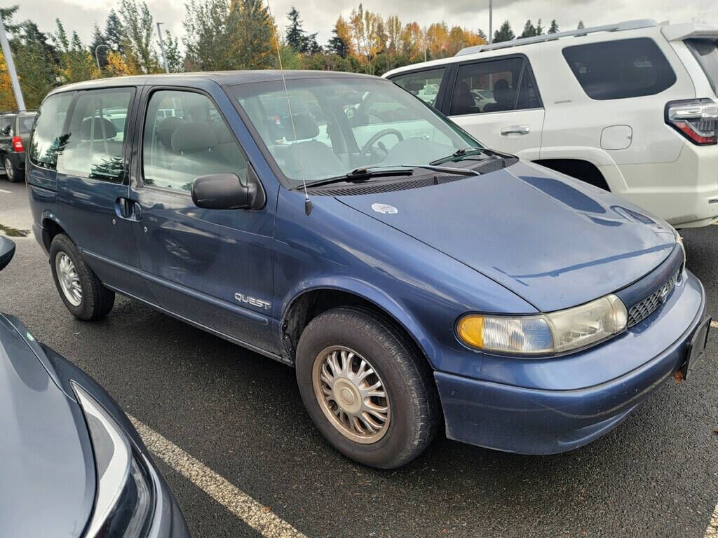 Nissan Quest