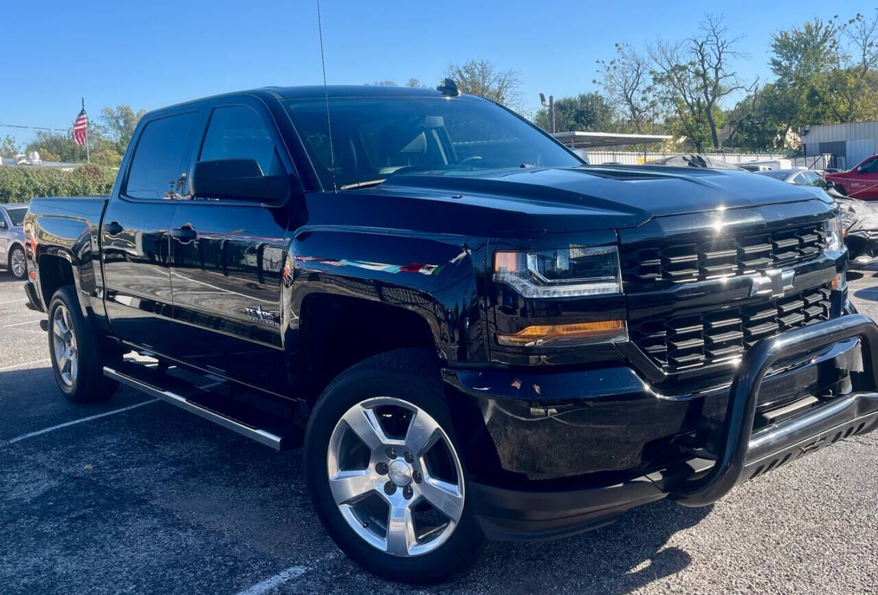 2018 CHEVROLET Silverado