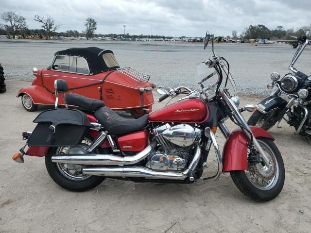 Honda VT750 (Shadow Aero)