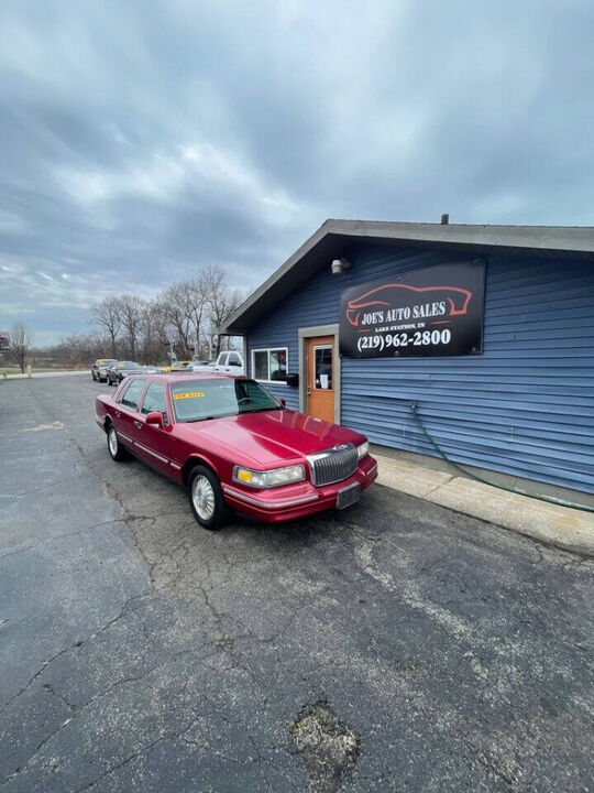 1995 LINCOLN Town Car