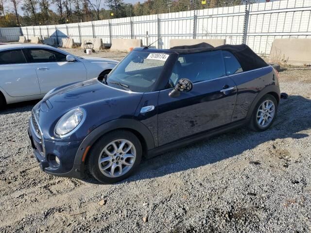 MINI Cooper Convertible