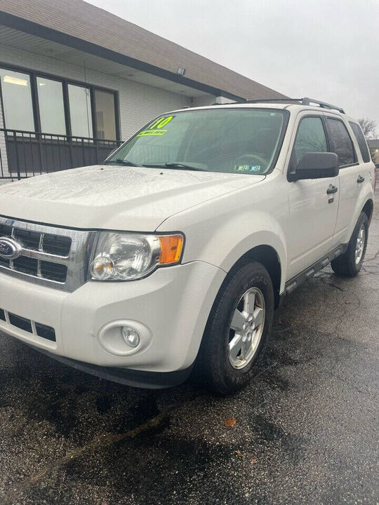 2010 FORD Escape