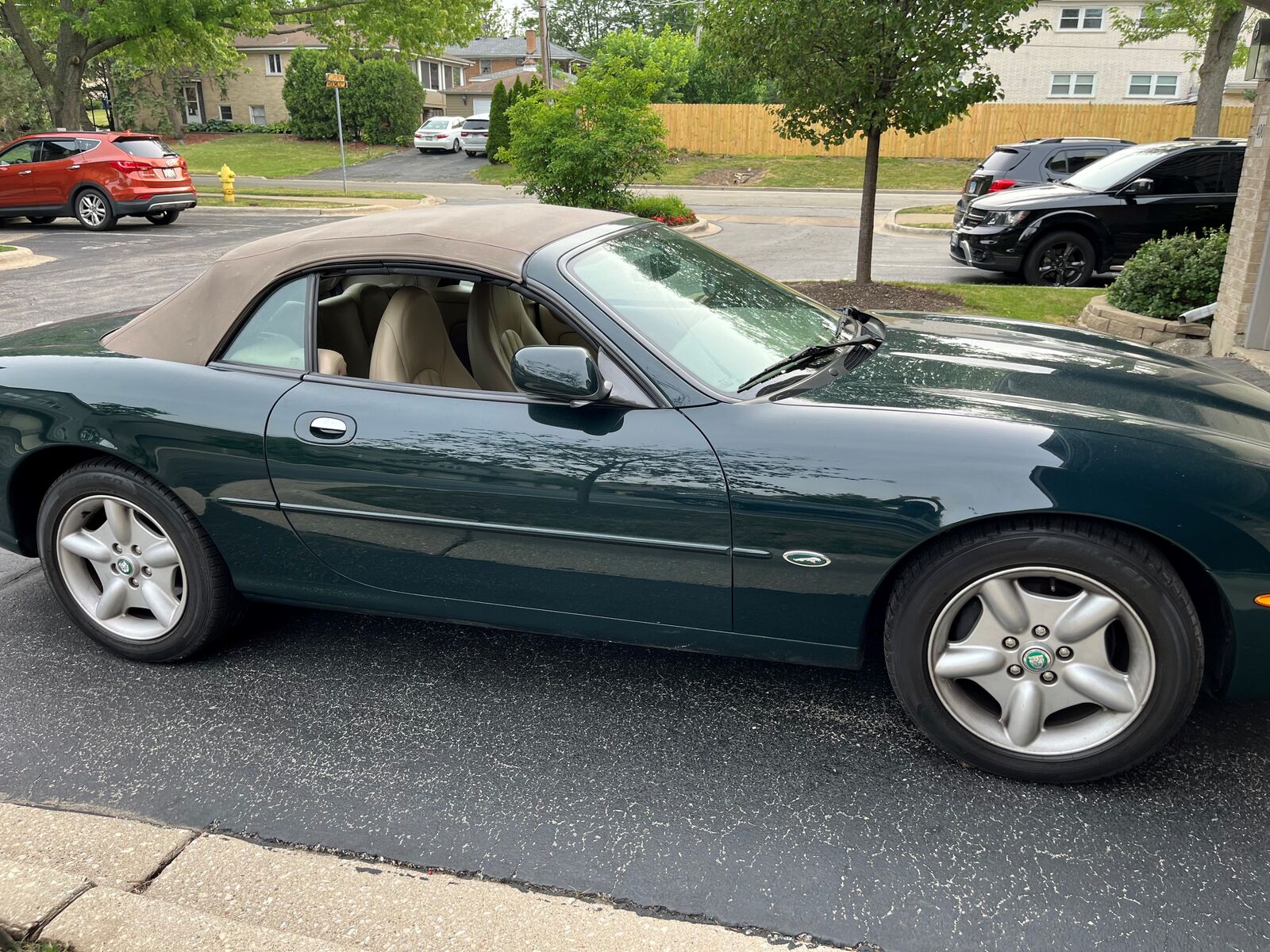 Jaguar XK8