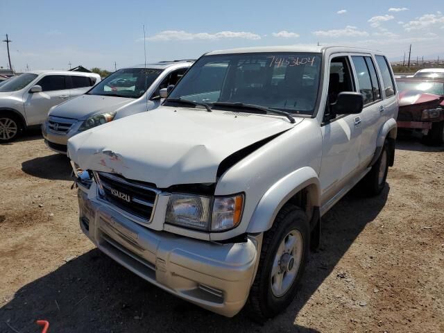Isuzu Trooper