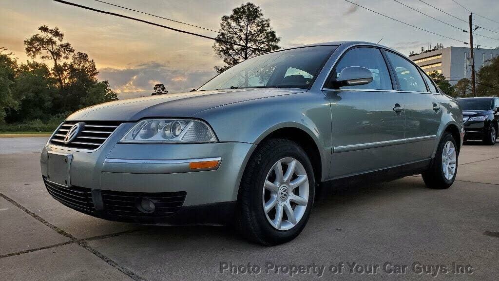 2004 VOLKSWAGEN Passat