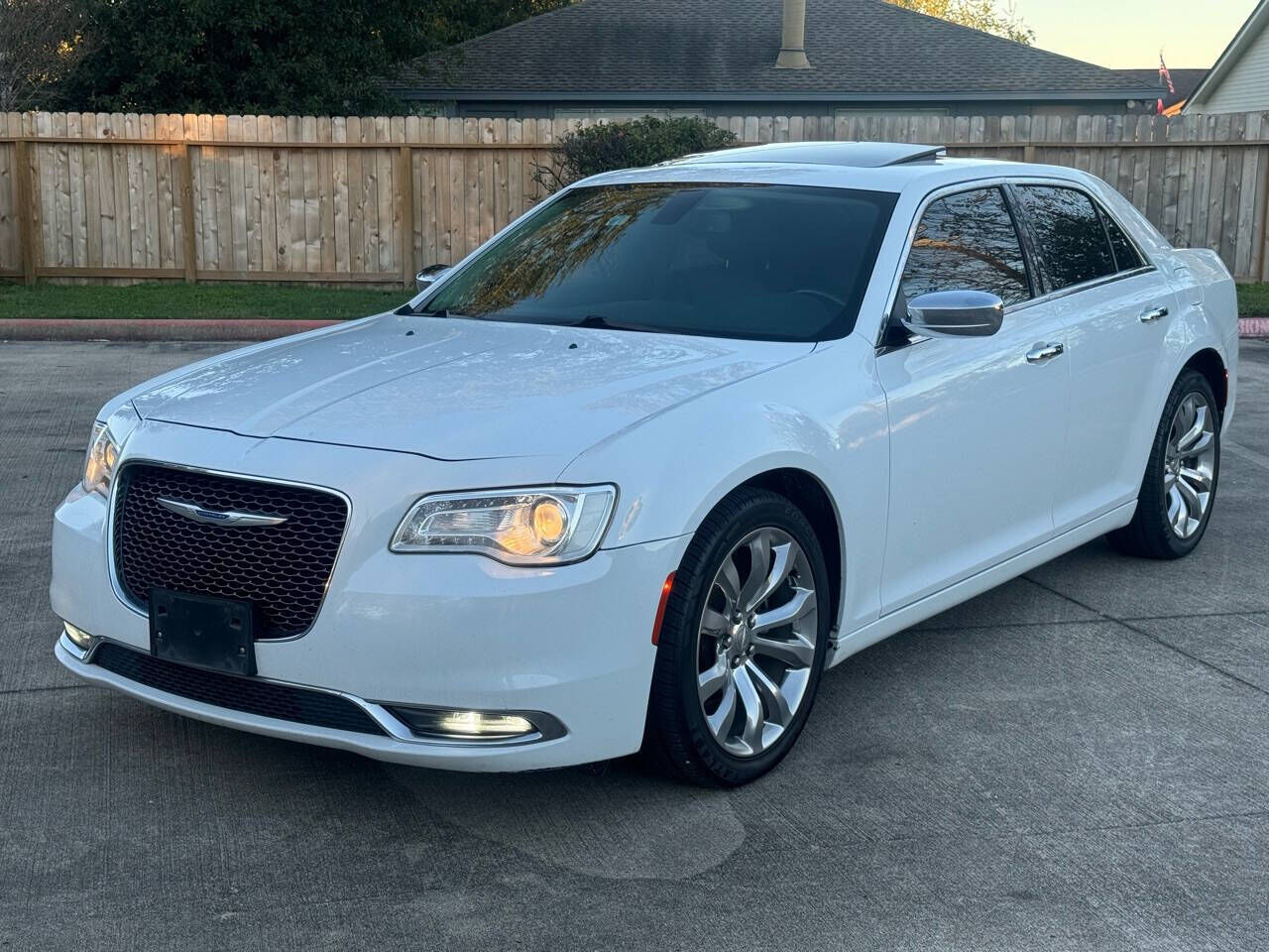 2020 CHRYSLER 300
