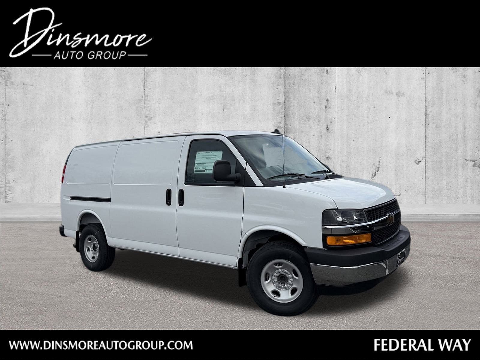 2025 CHEVROLET Express