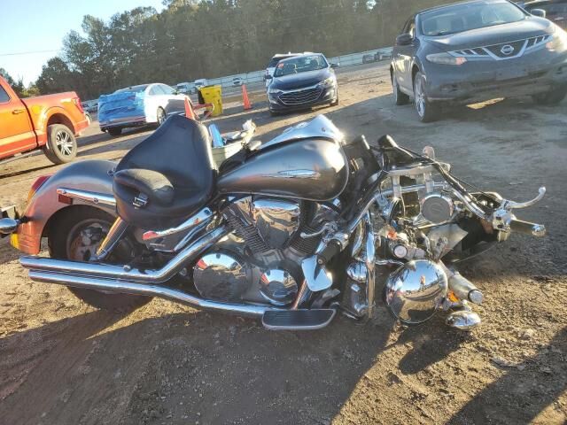 Honda VTX1300R