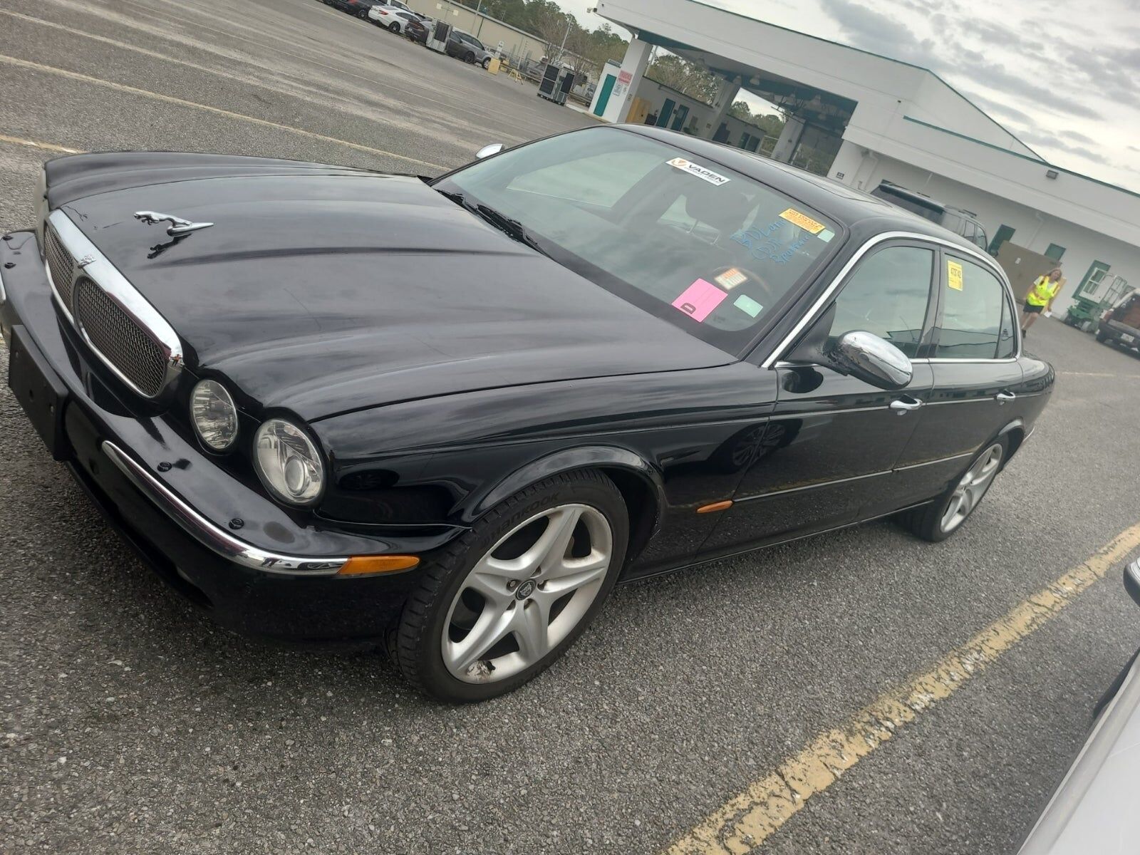 Jaguar XJ