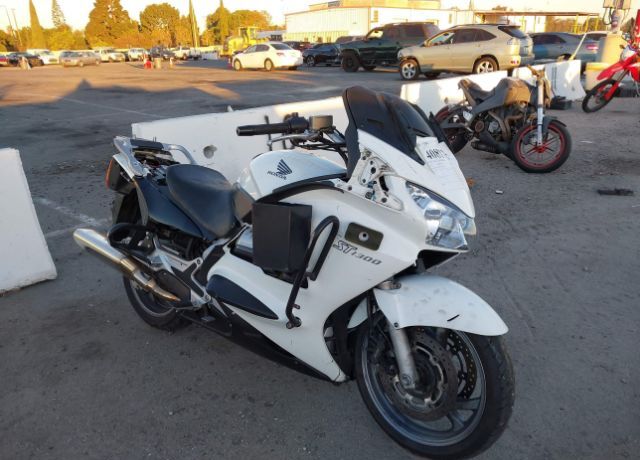 Honda ST1300PA