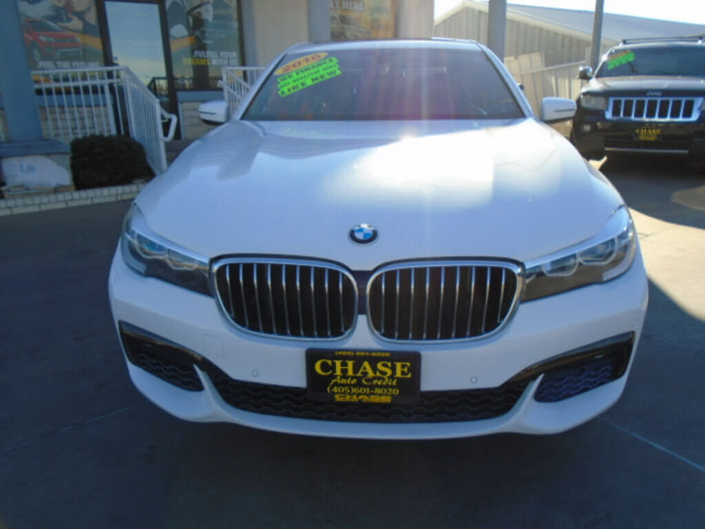 2016 BMW 740i