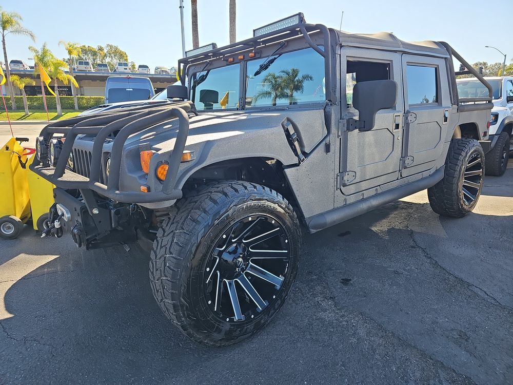 HUMMER H1