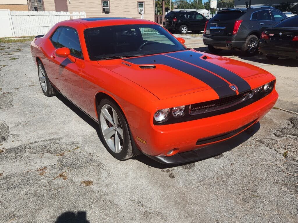 Dodge Challenger