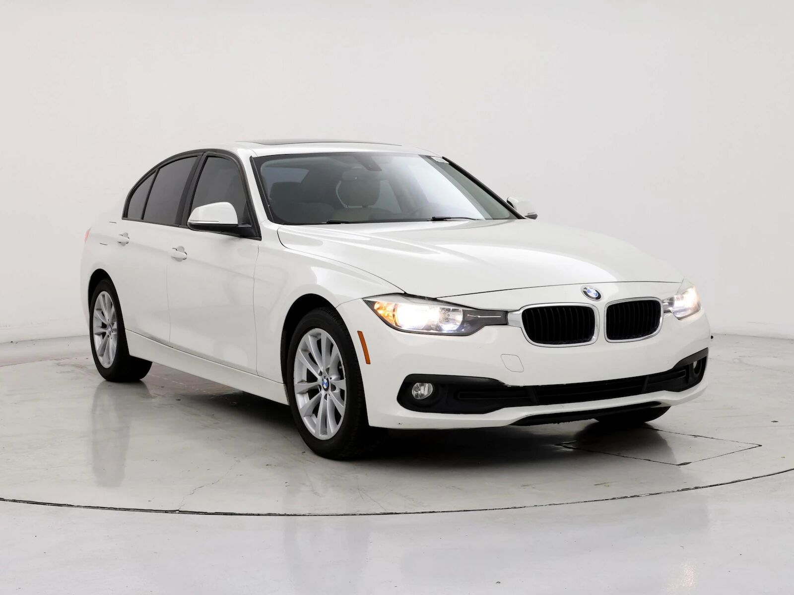 BMW 320i