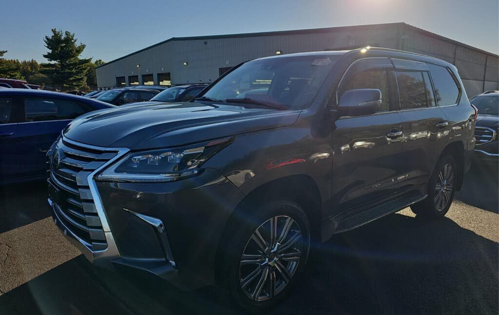 Lexus LX