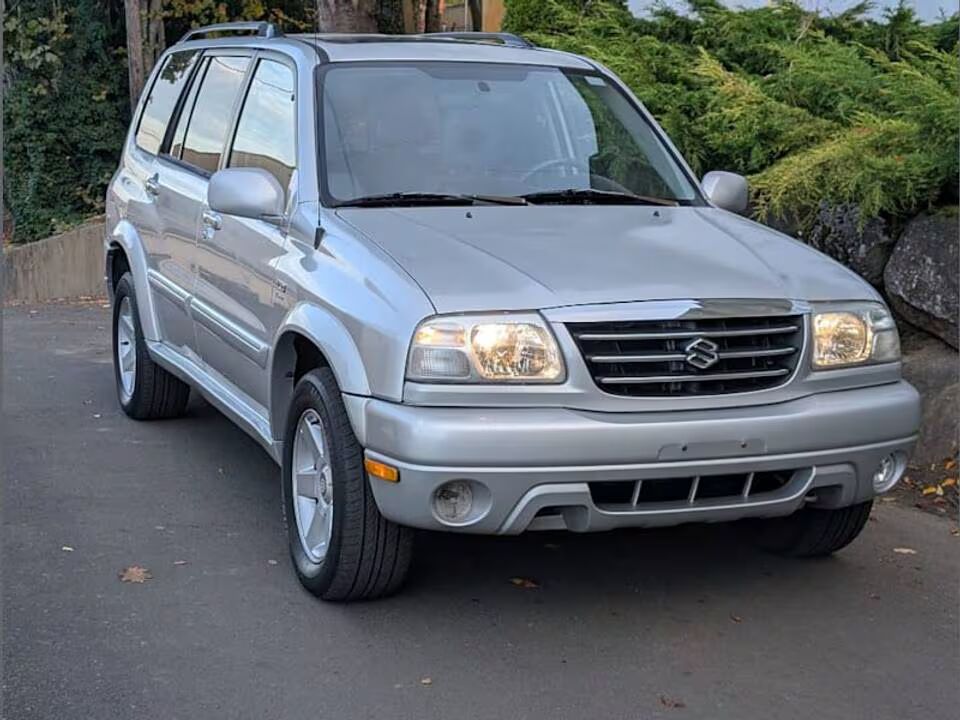 Suzuki XL7