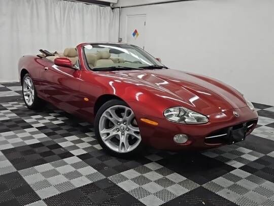 Jaguar XK8