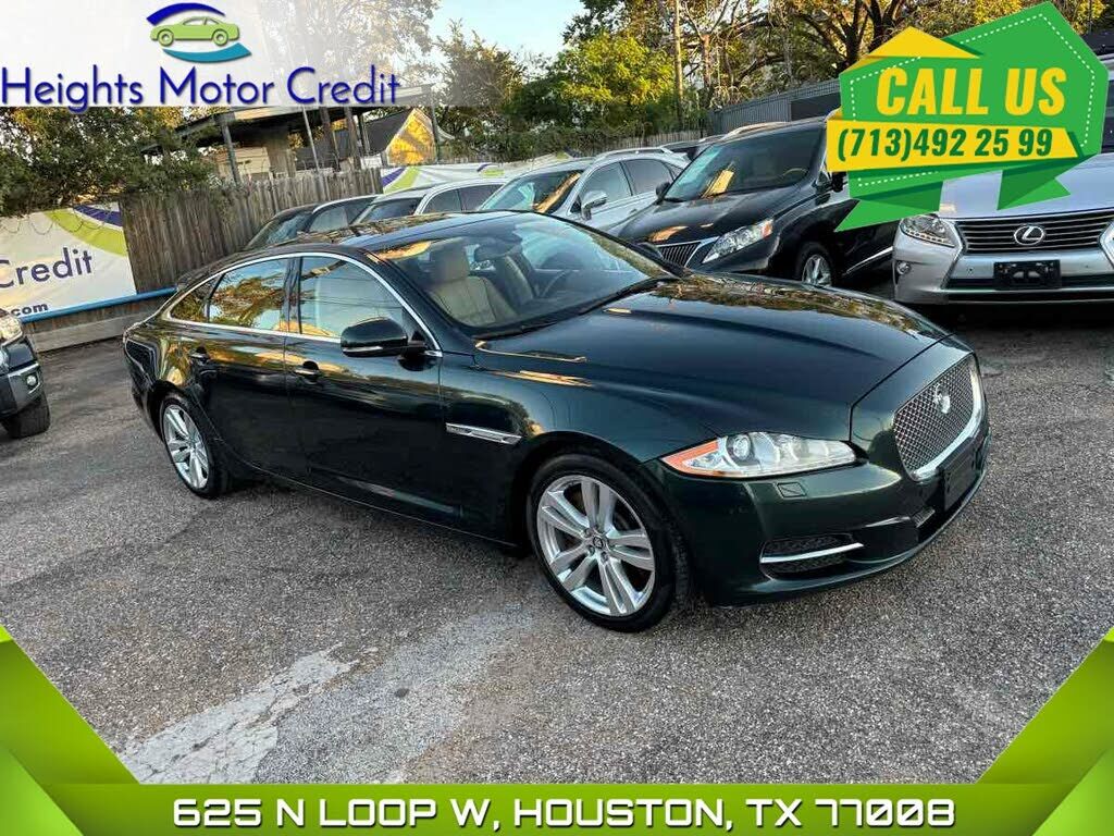 Jaguar XJ