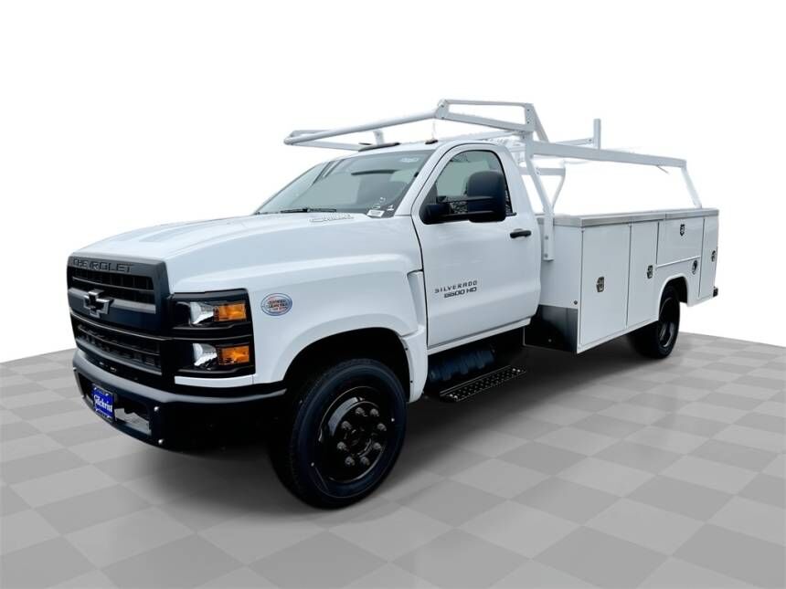 2023 GMC Silverado Medium Duty