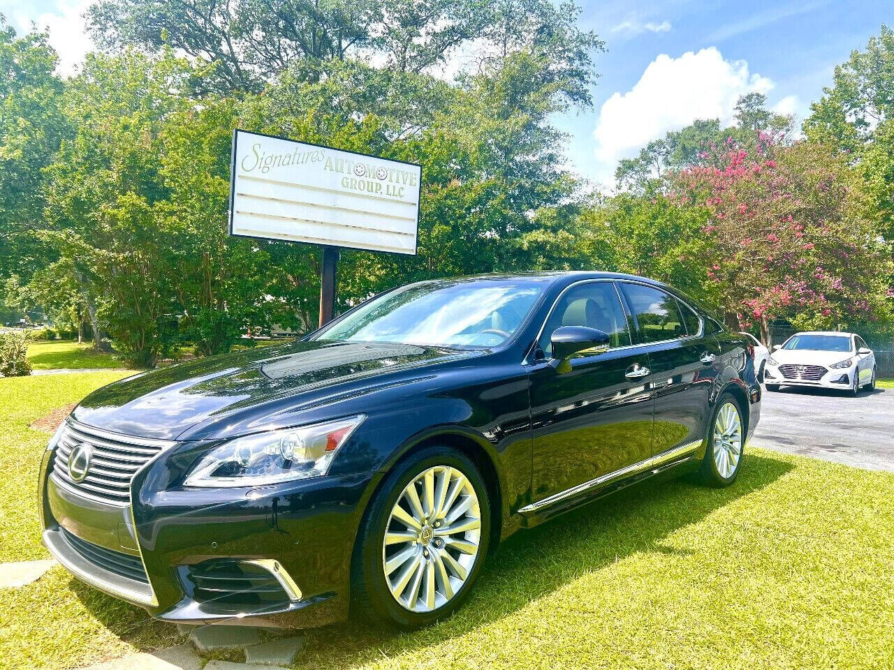 2013 LEXUS LS