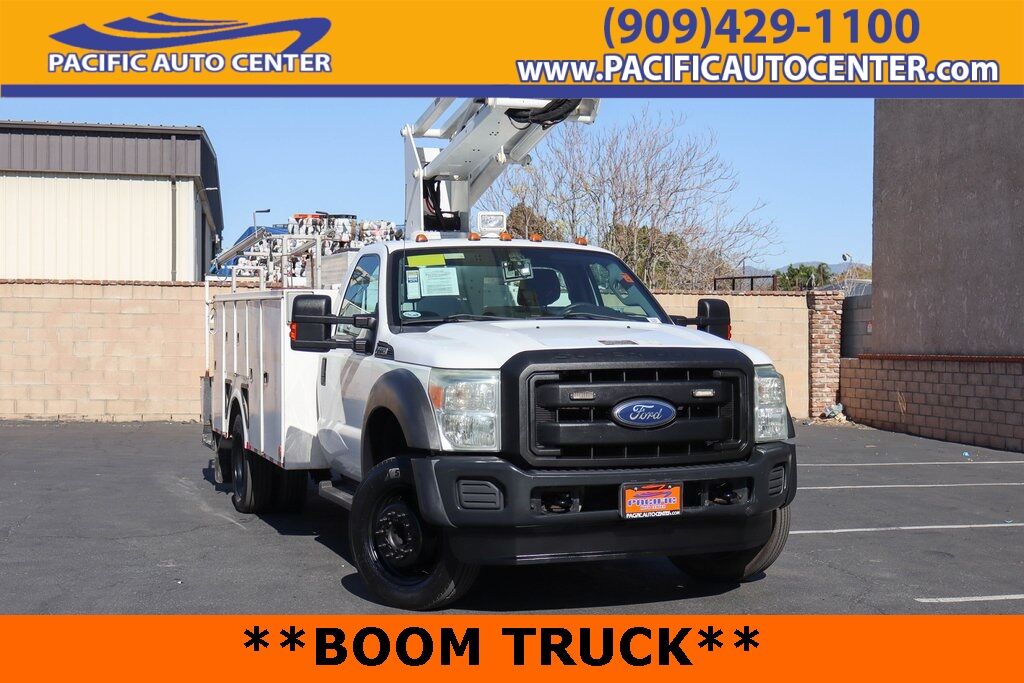 2012 FORD F-550