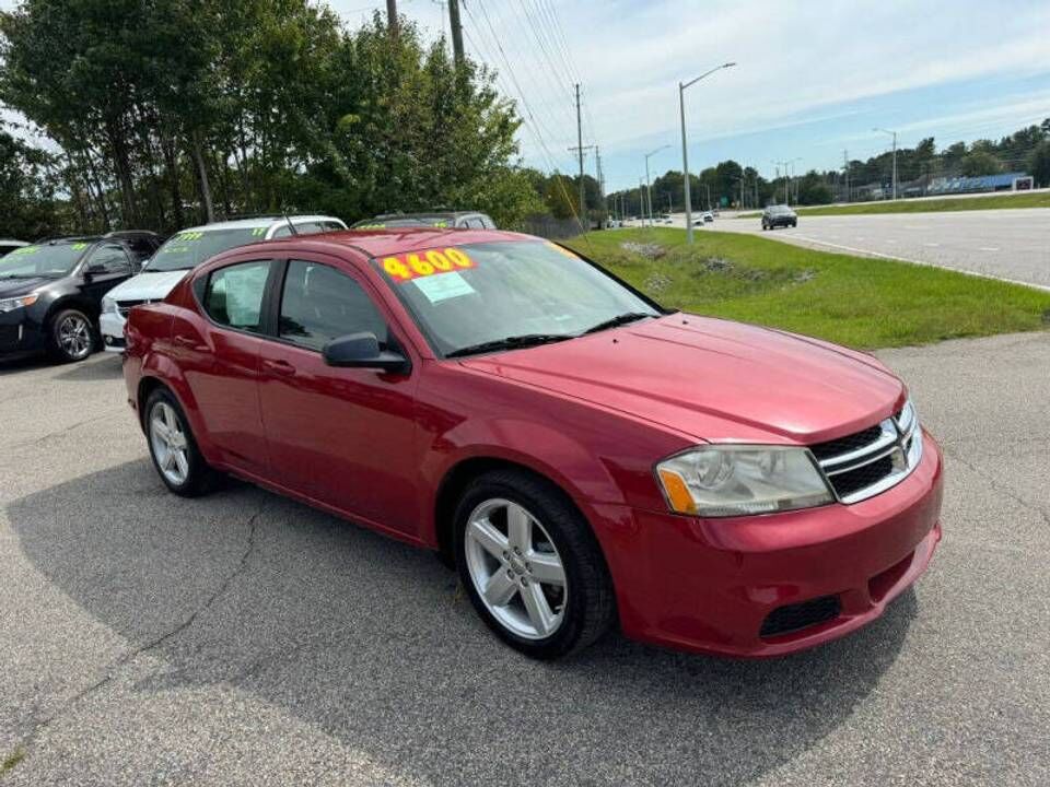 2013 DODGE Avenger