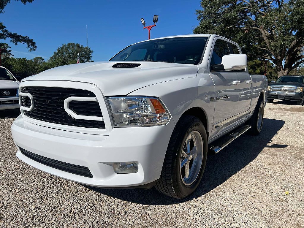 2012 DODGE Ram
