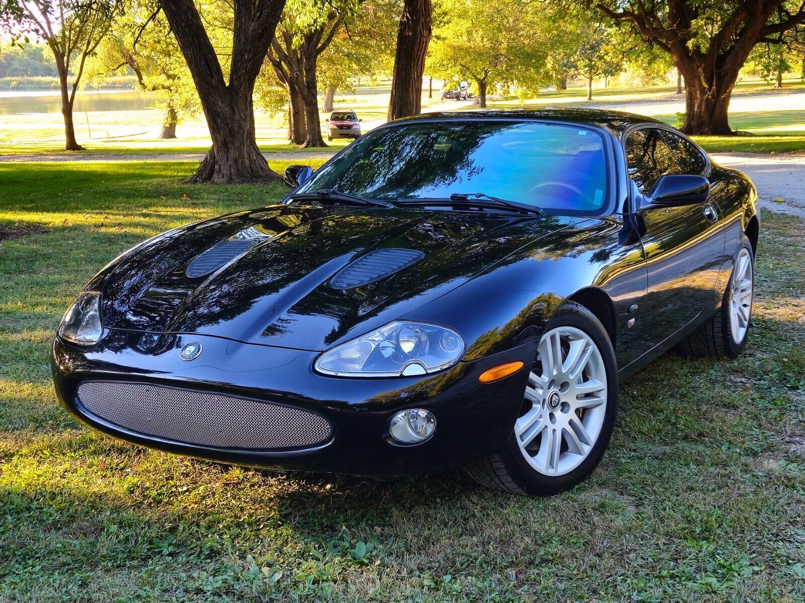 Jaguar XKR