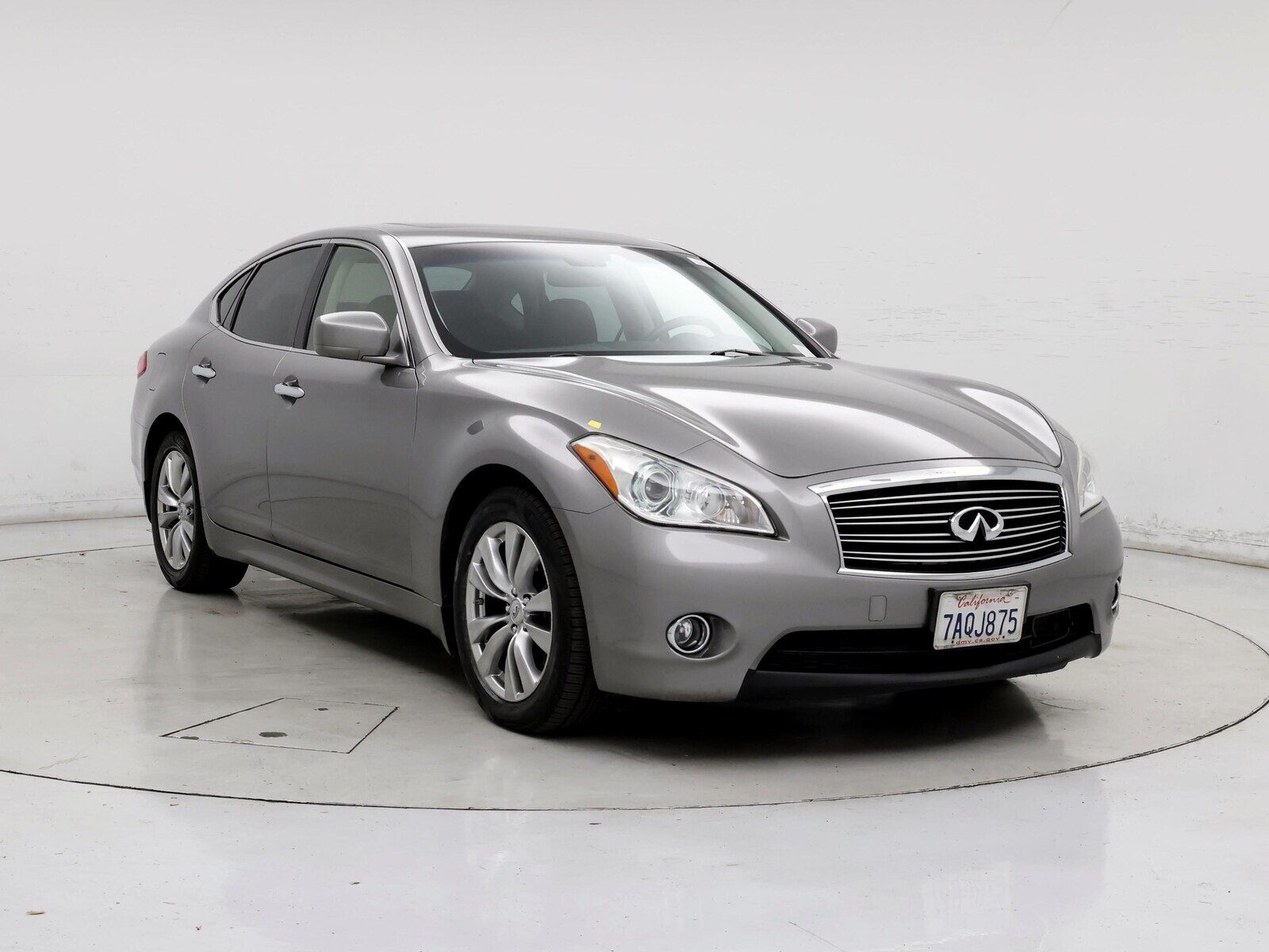 Infiniti M37