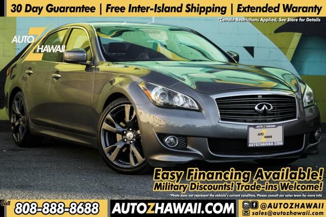 Infiniti M56