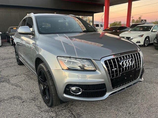 2010 AUDI Q5
