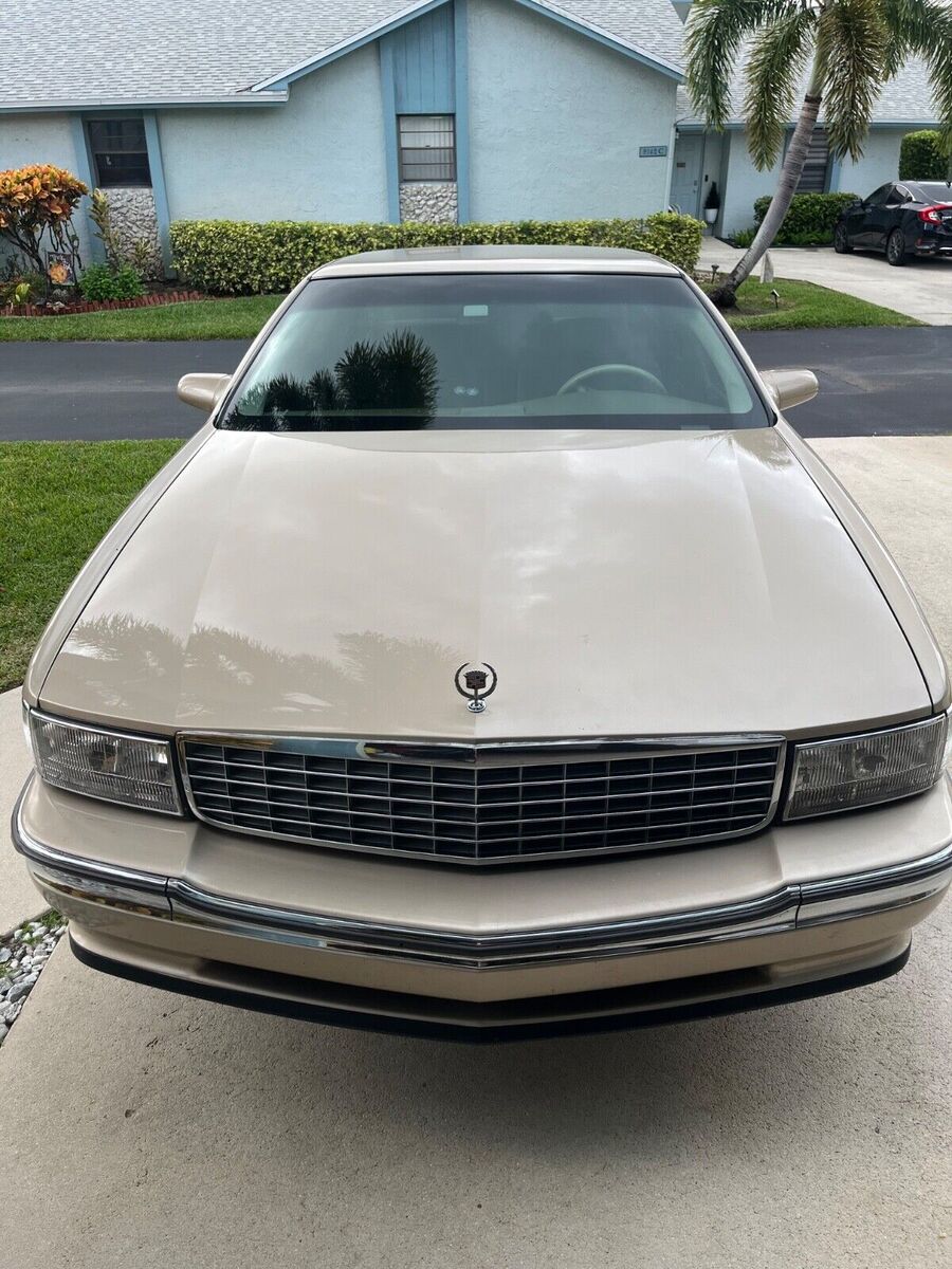 Cadillac Deville