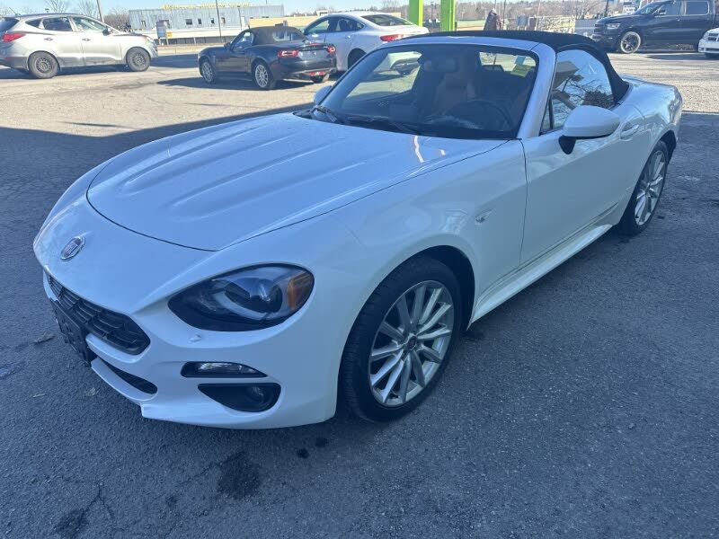 FIAT 124 Spider