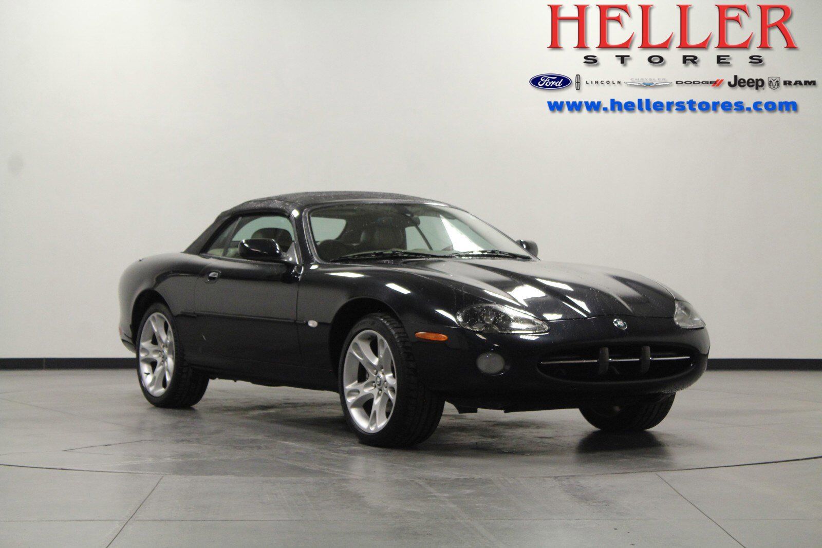 Jaguar XK8