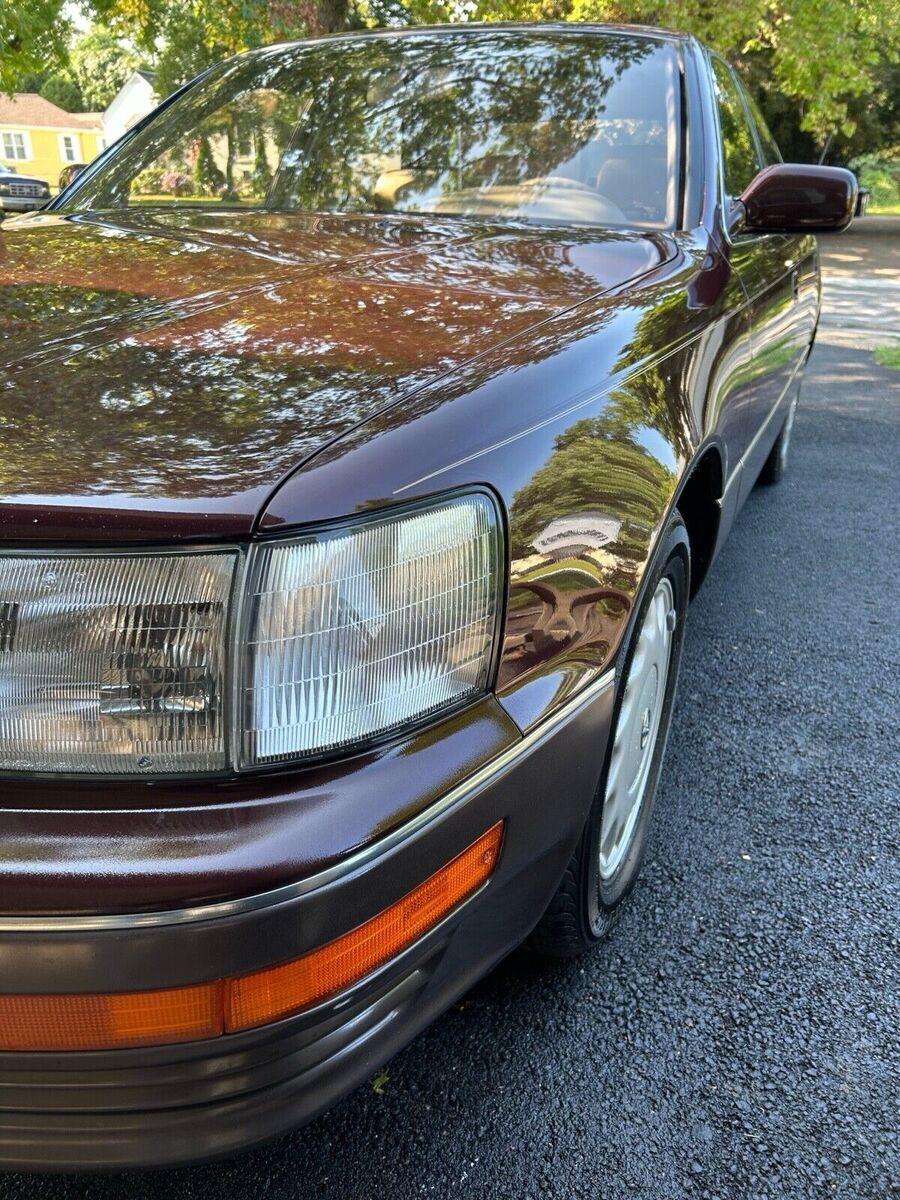 Lexus LS