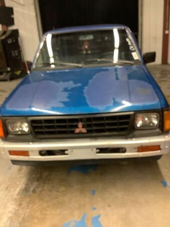 Mitsubishi Mighty Max