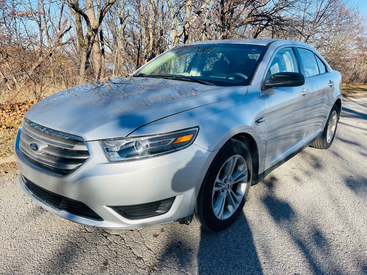 2018 FORD Taurus