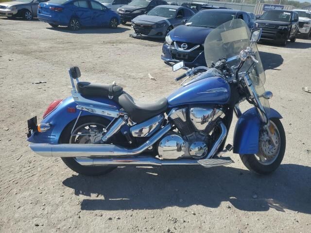 Honda VTX1300R