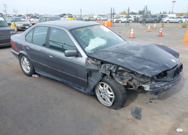 BMW 325i