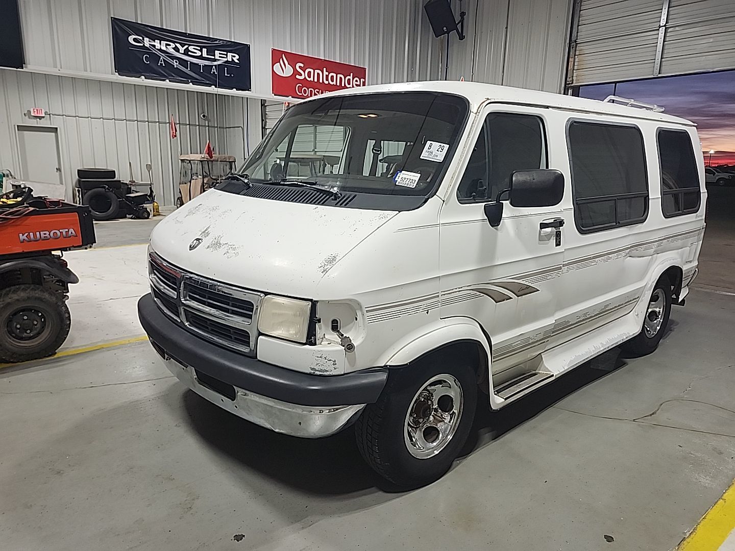 Dodge Ram Van