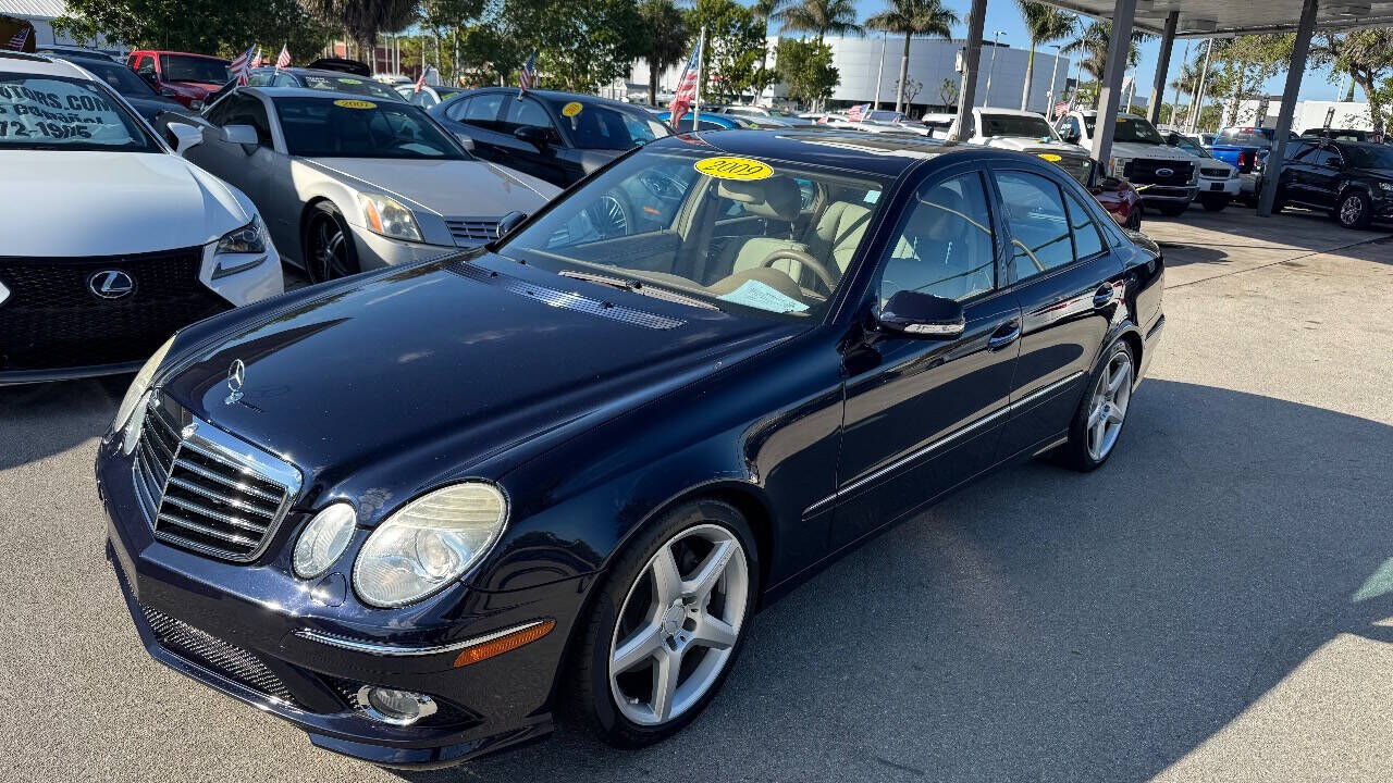2009 MERCEDES-BENZ E-Class