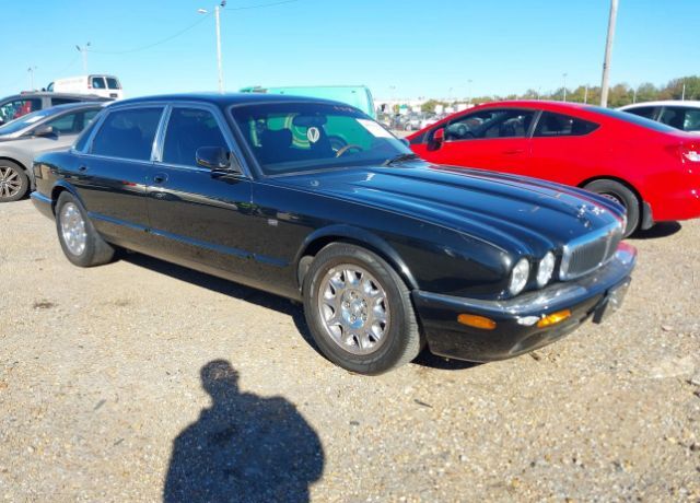 Jaguar XJ8