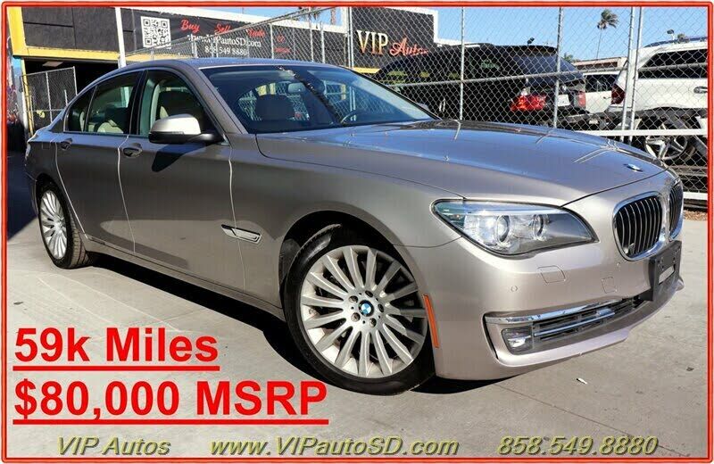 BMW 740i
