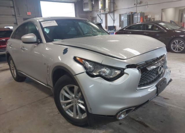 Infiniti QX70