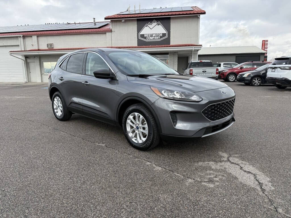 2022 FORD Escape
