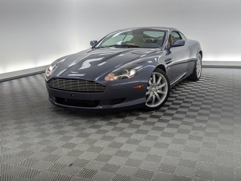 Aston Martin DB9