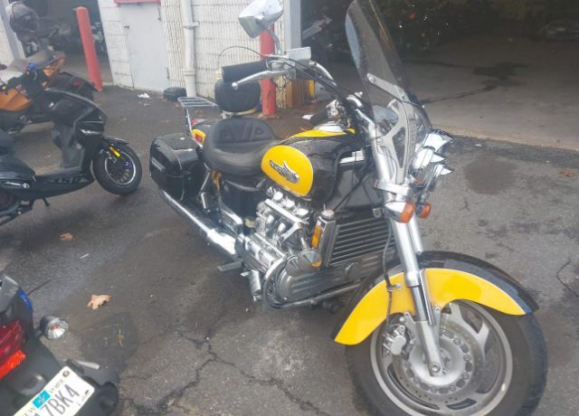Honda GL1500C (VALKYRIE)